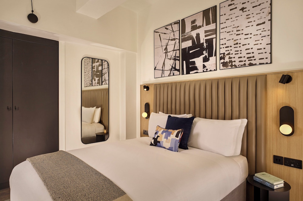 1 BEDROOM, EXECUTIVE, APARTMENT, DOUBLE BED, SOFA