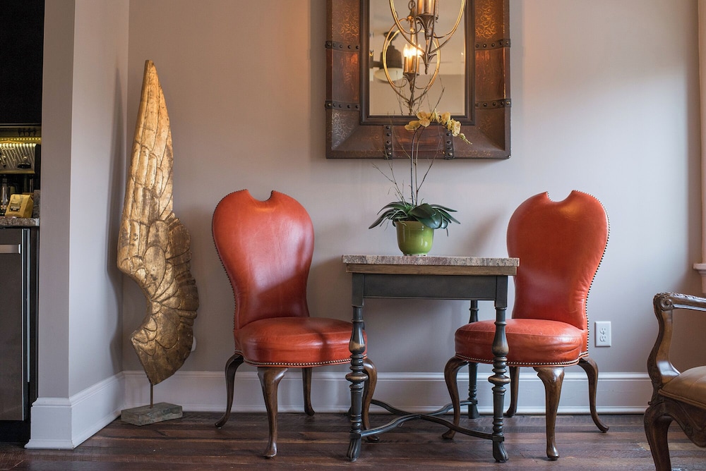 The Windsor Boutique Hotel 40/49