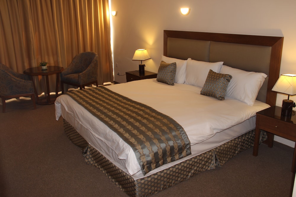 Saray Hotel 7/25
