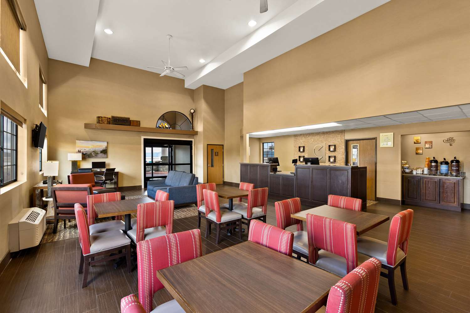 restaurant cafeteria