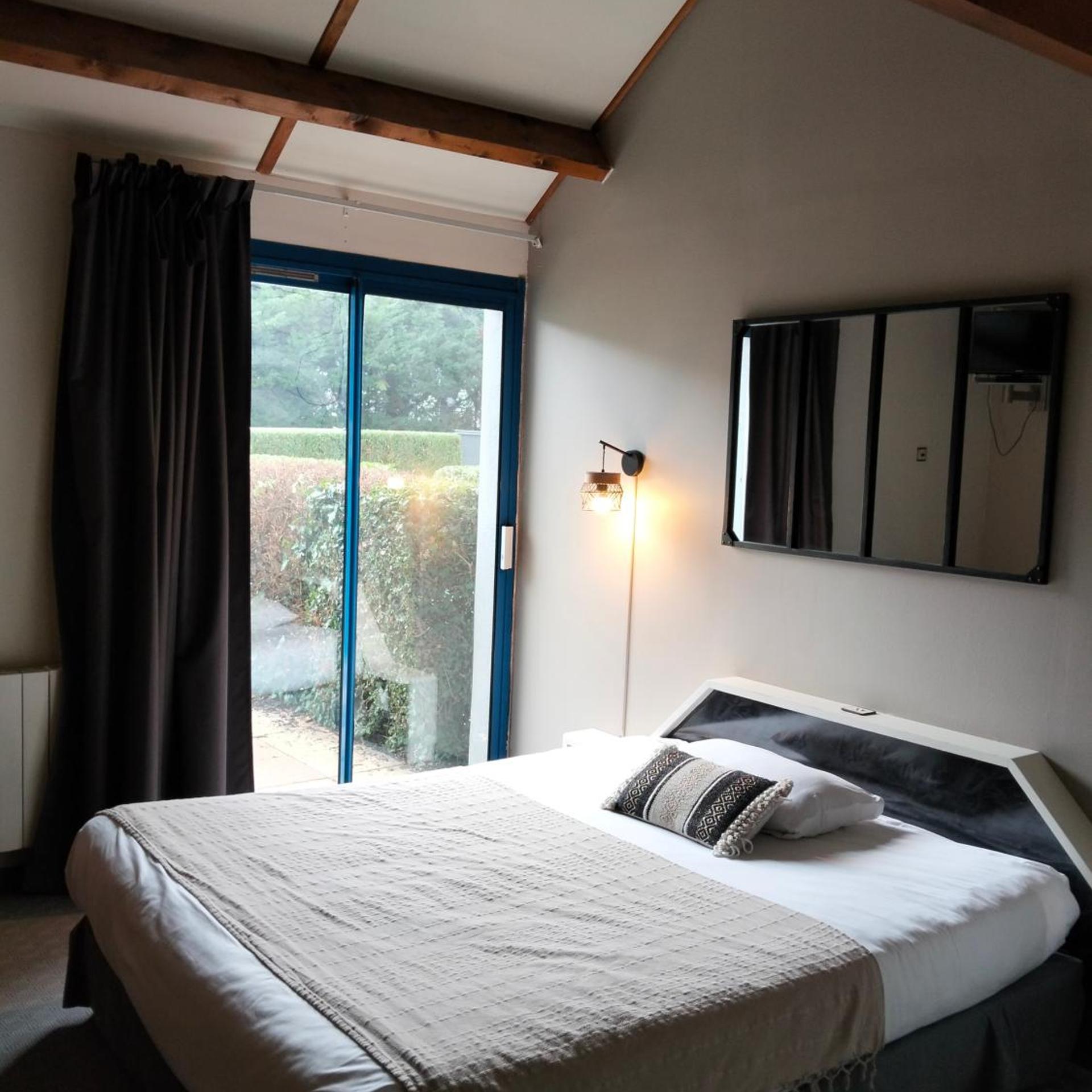 Hotel Les Dineux Village 3/25