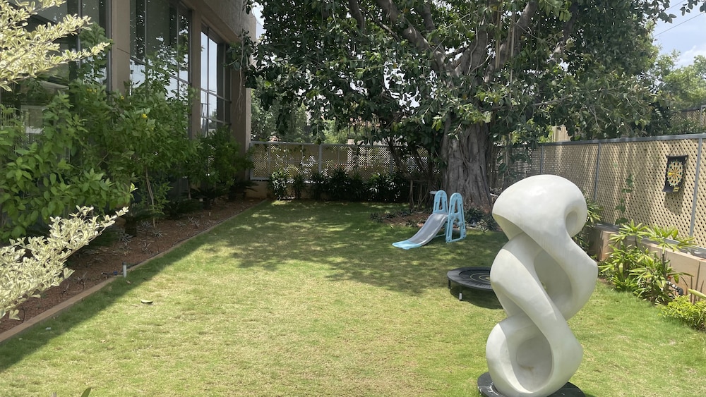 Courtyard Tiruchirappalli 42/50