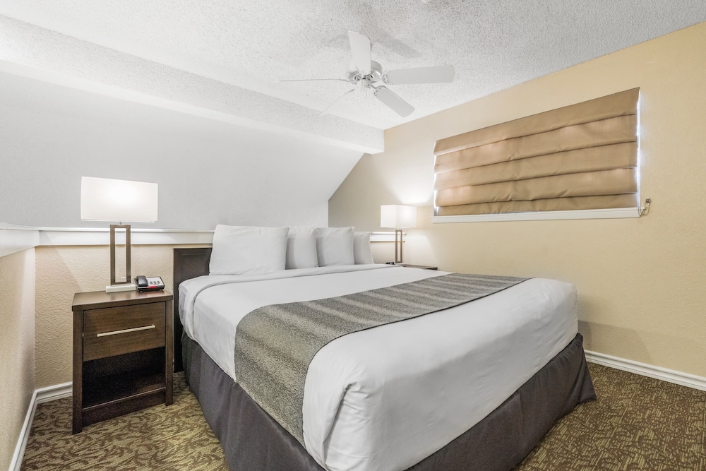 Chase Suite Hotel El Paso 10/59