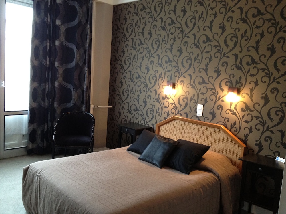 Le Grand Hotel de L Esperance 26/52