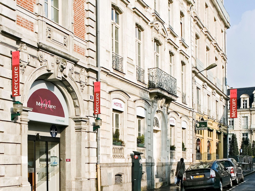 Mercure Rennes Place Bretagne 61/68