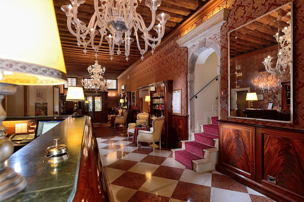 Lobby at DUODO PALACE, VENICE