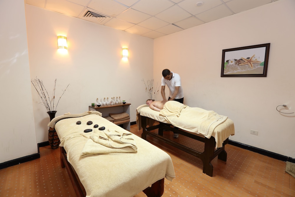 Rehana Royal Beach Resort and Spa 23/68