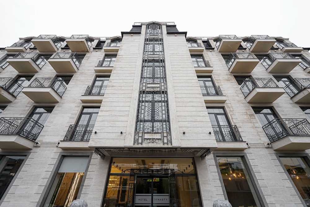 Dynasty Hotel & SPA