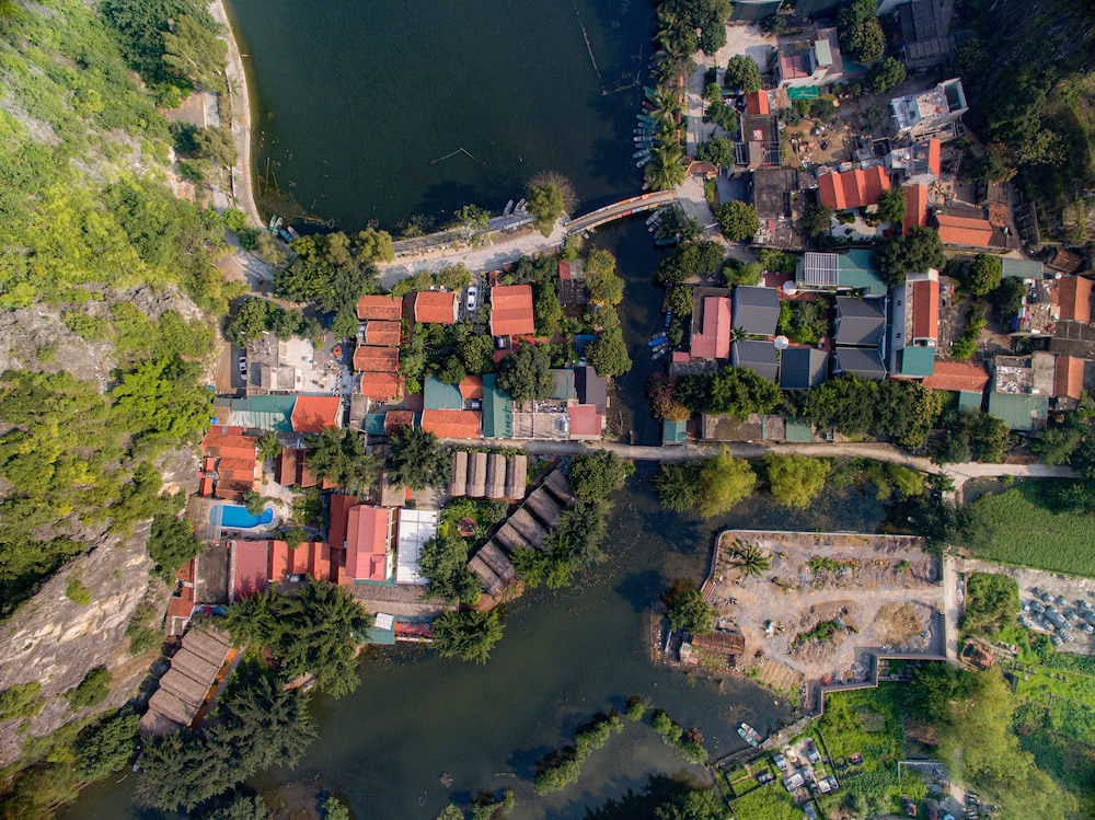 Tam Coc Serene Bungalow 26/28