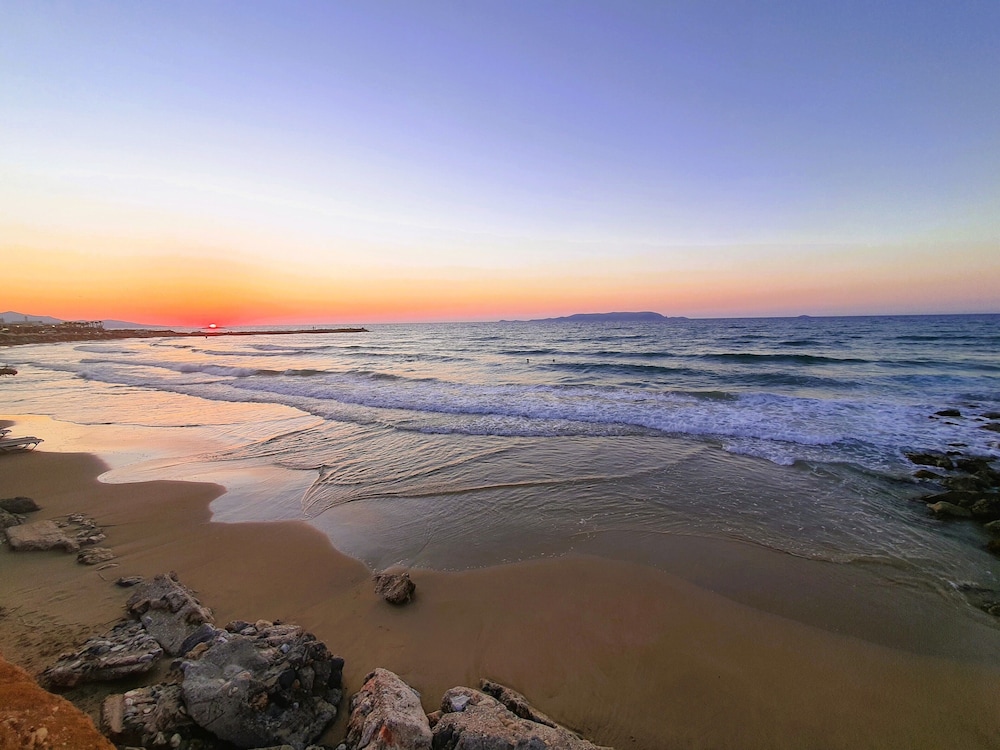 Sunset Beach Hotel 39/50