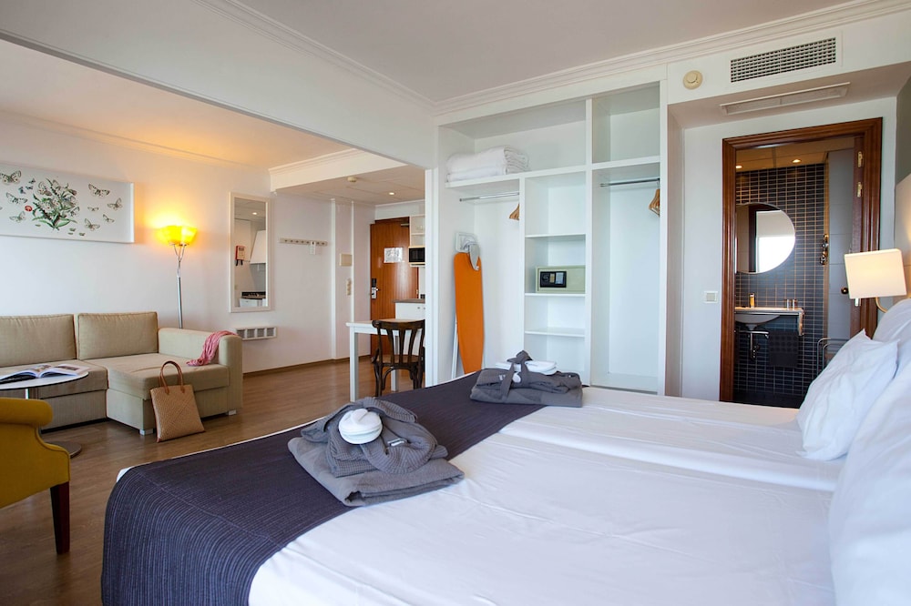 Palma Beach Hotel Apt 9/34