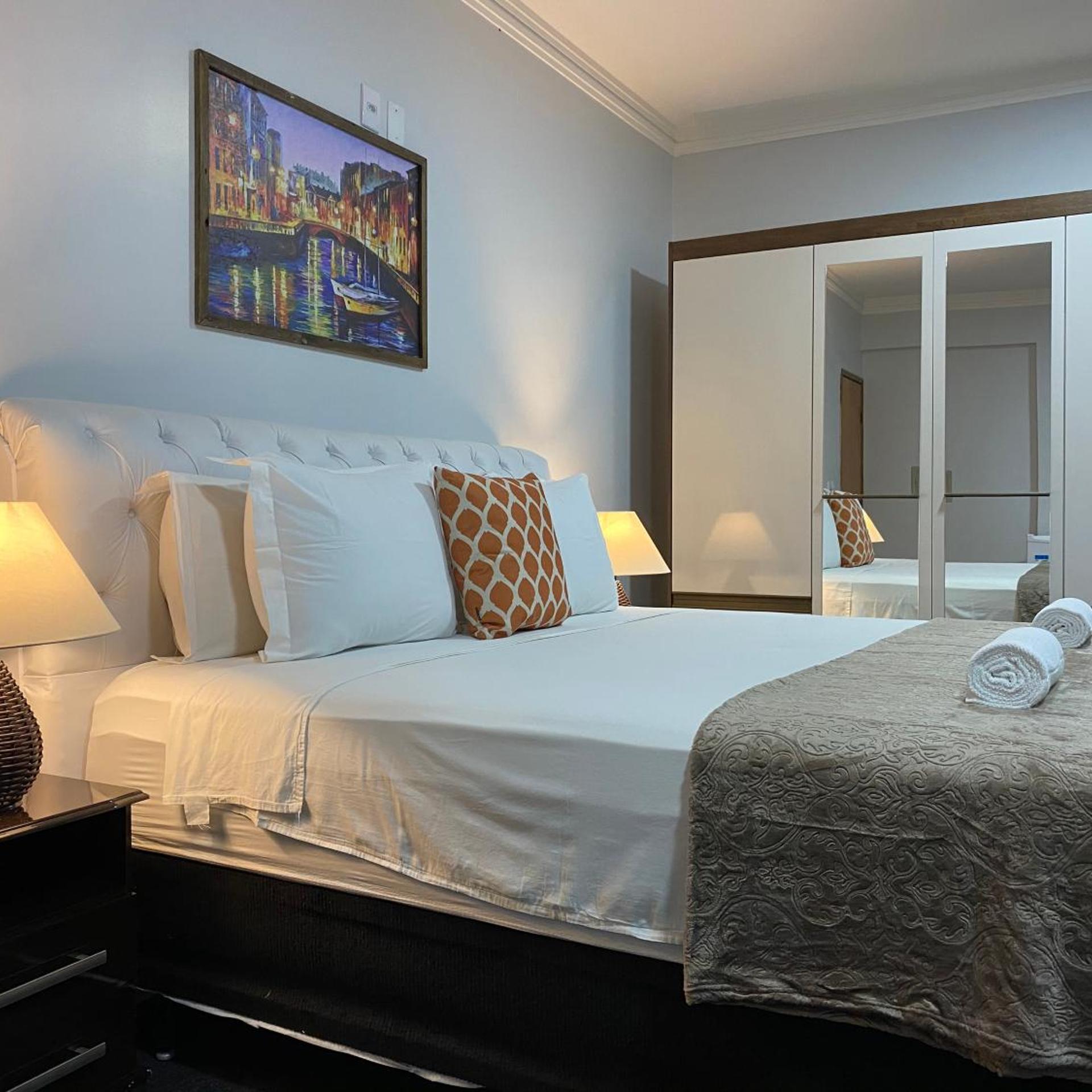 Quarto Luxo Silver 5/14