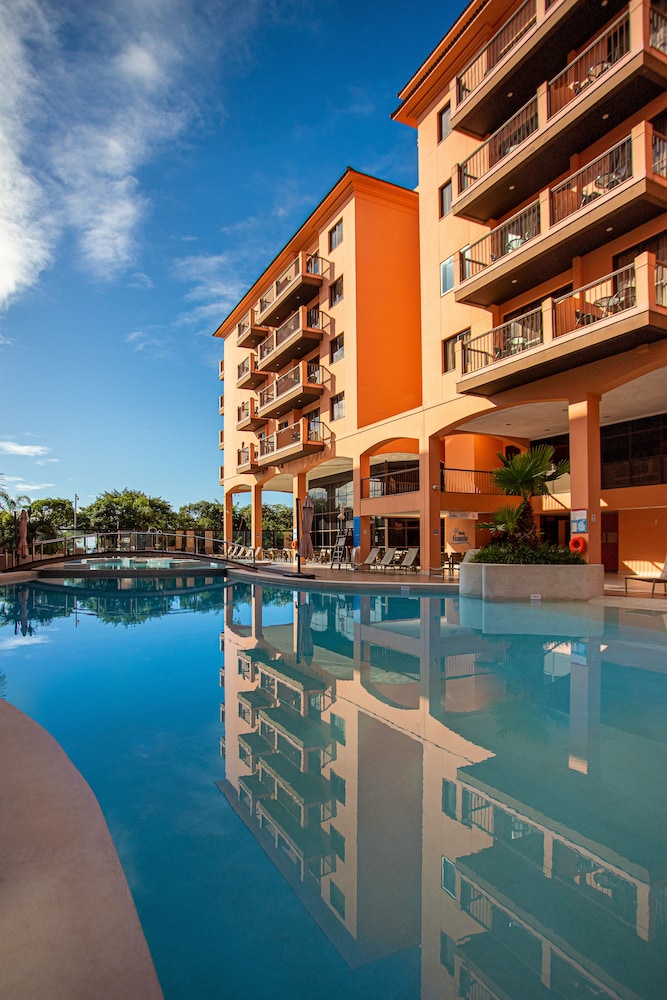 Hotel Jurere Beach Village - OFICIAL in FLORIANOPOLIS