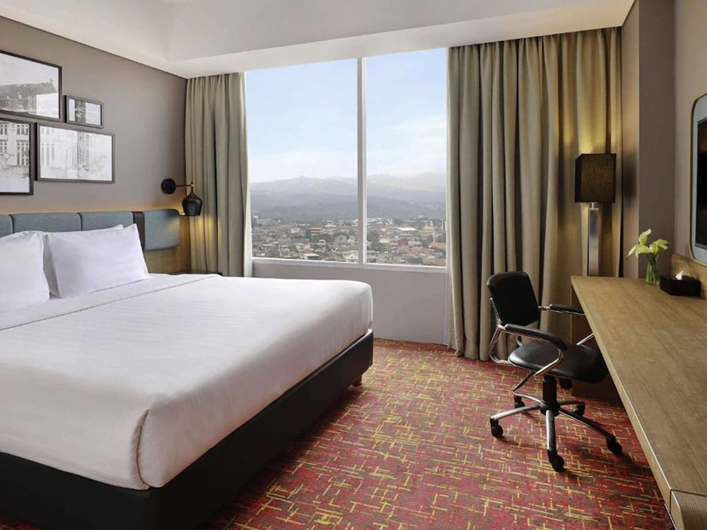 Mercure Bandung Nexa Supratman 26/67