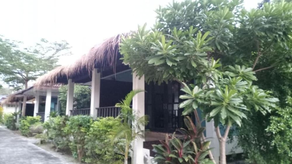 Lanta Memory Resort 15/52