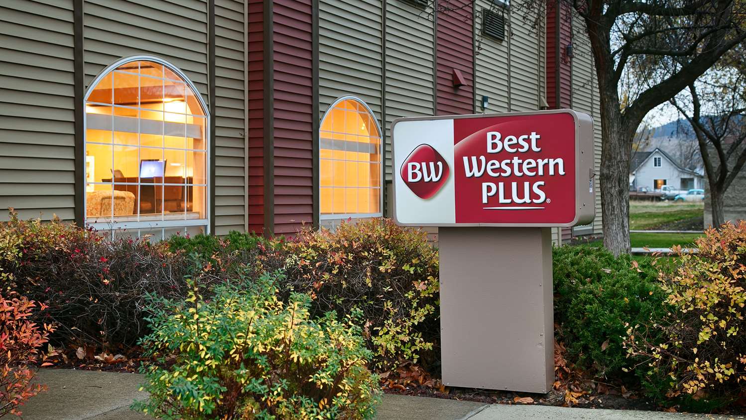 Best Western Plus Rama Inn & Suites 2/9