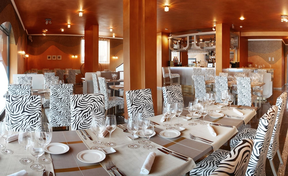 Lifestyle Hotel 29/48