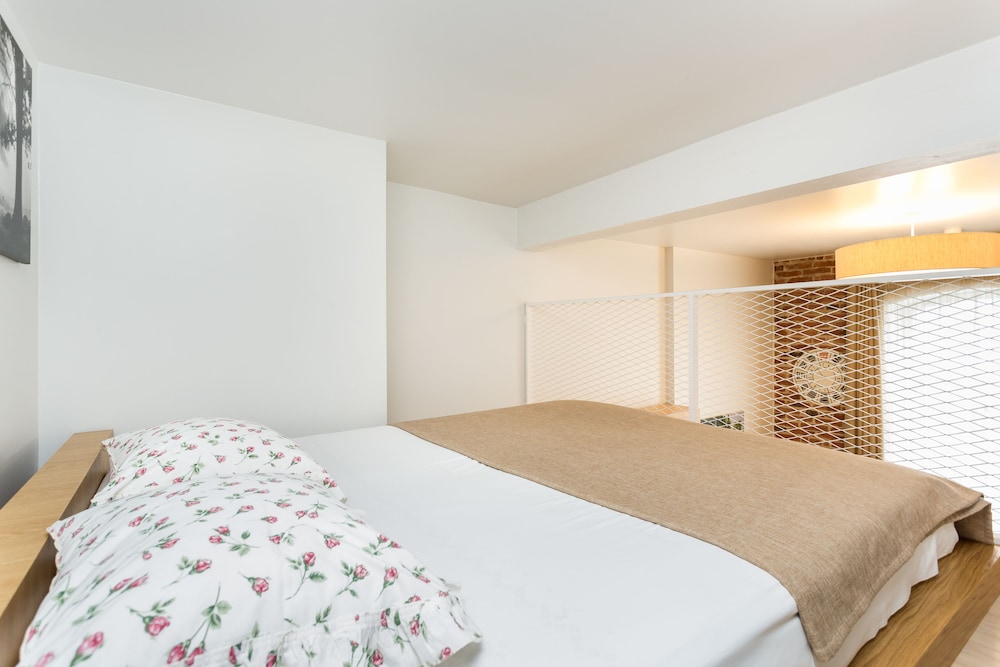 Angleterre Apartments 15/50