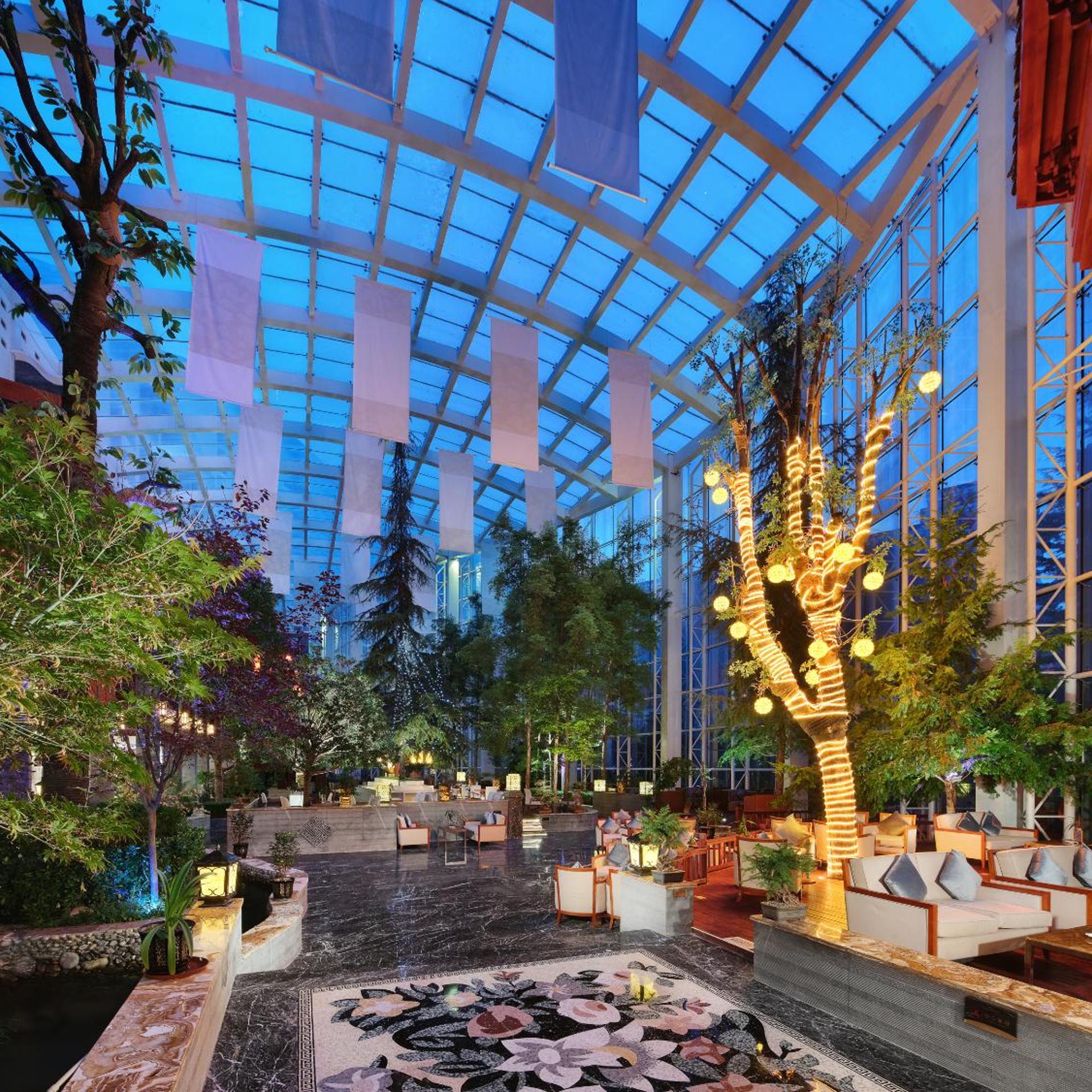 Howard Johnson by Wyndham Tianyuan Resort Jiuzhaigou 38/46