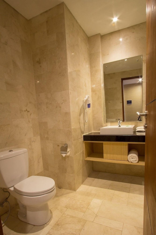 M Suite Bali 57/65