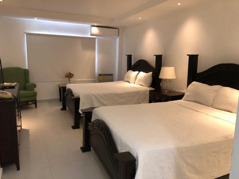SUPERIOR, DOUBLE BED