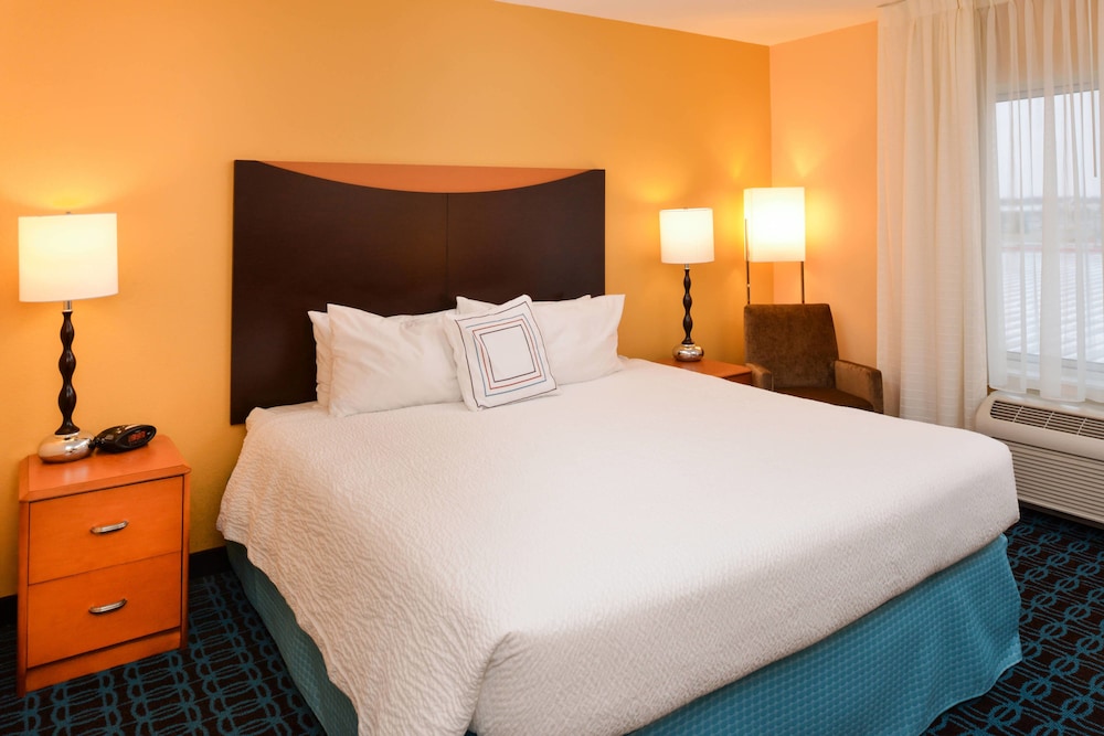 Fairfield Inn Suites Fort Wayne 2/30