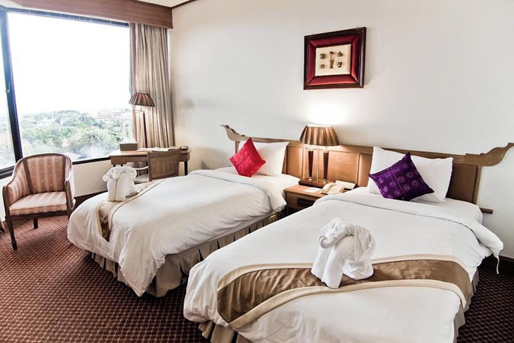 SUPERIOR, TWIN BEDS