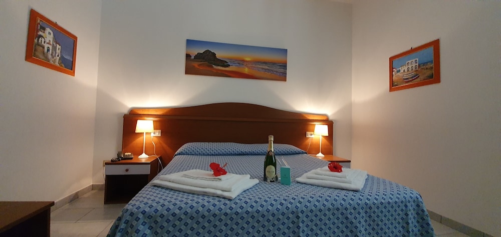 Hotel Damanse 7/50