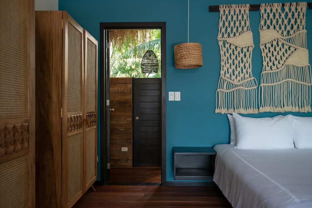 Casita, 1 King and 1 Single Beds, Beach Front