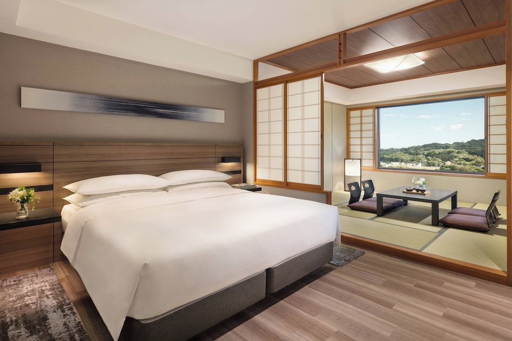 Japanese Western, Double or Twin Bed, Garden View, Nanki-Shirahama Marriott Hotel 2/5