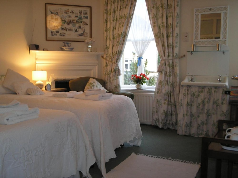 Weston Lawn Bed and Breakfast 2/30
