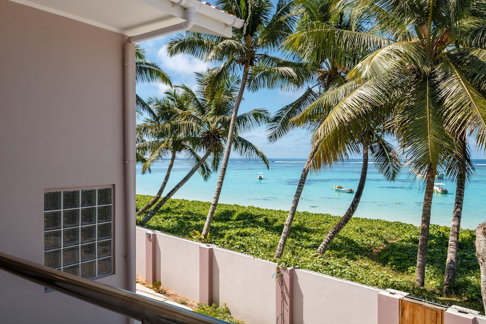 Shanaz Beachside Retreat 1/32