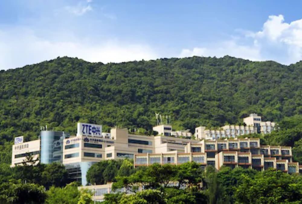 Dameisha ZTE Hotel 51/54