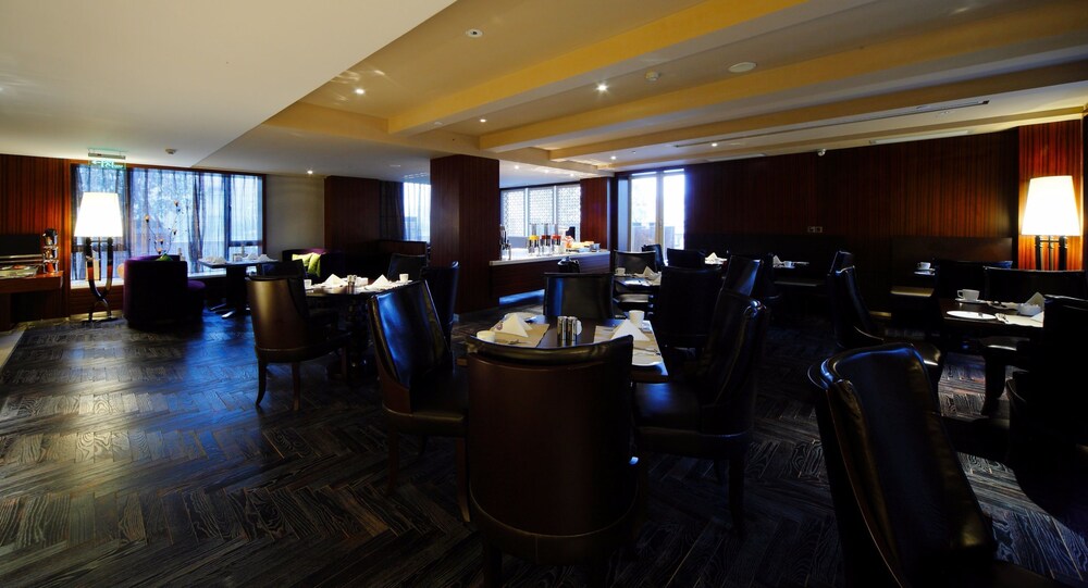 Dw Hotels 41/50