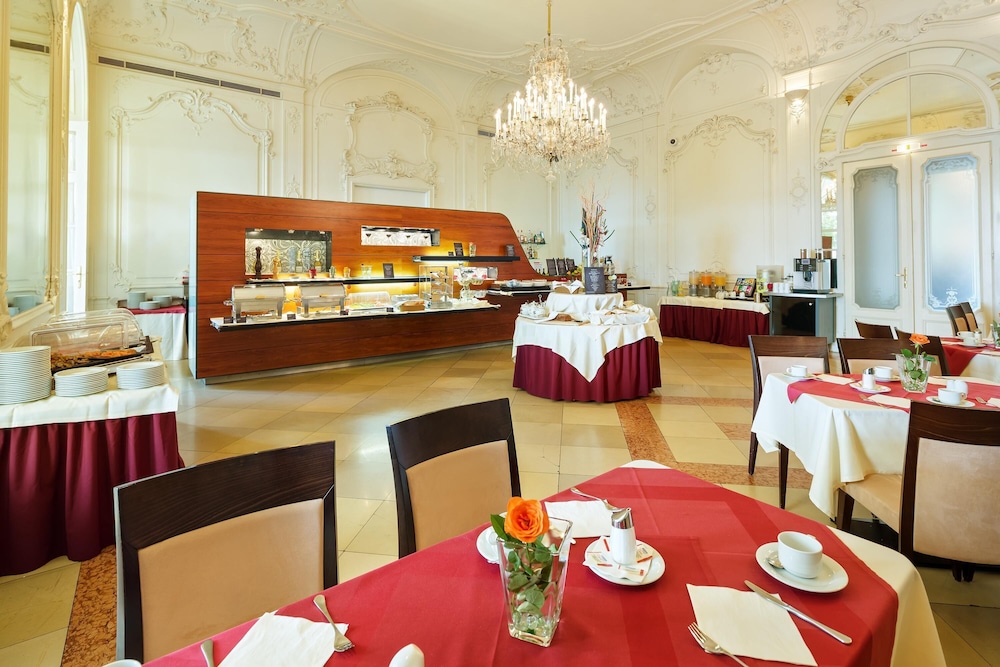 Austria Trend Hotel Schloss Wilhelminenberg 49/74
