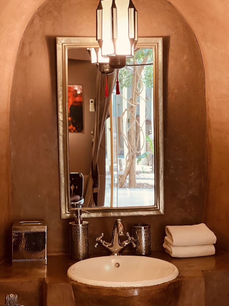 Riad 144 47/50