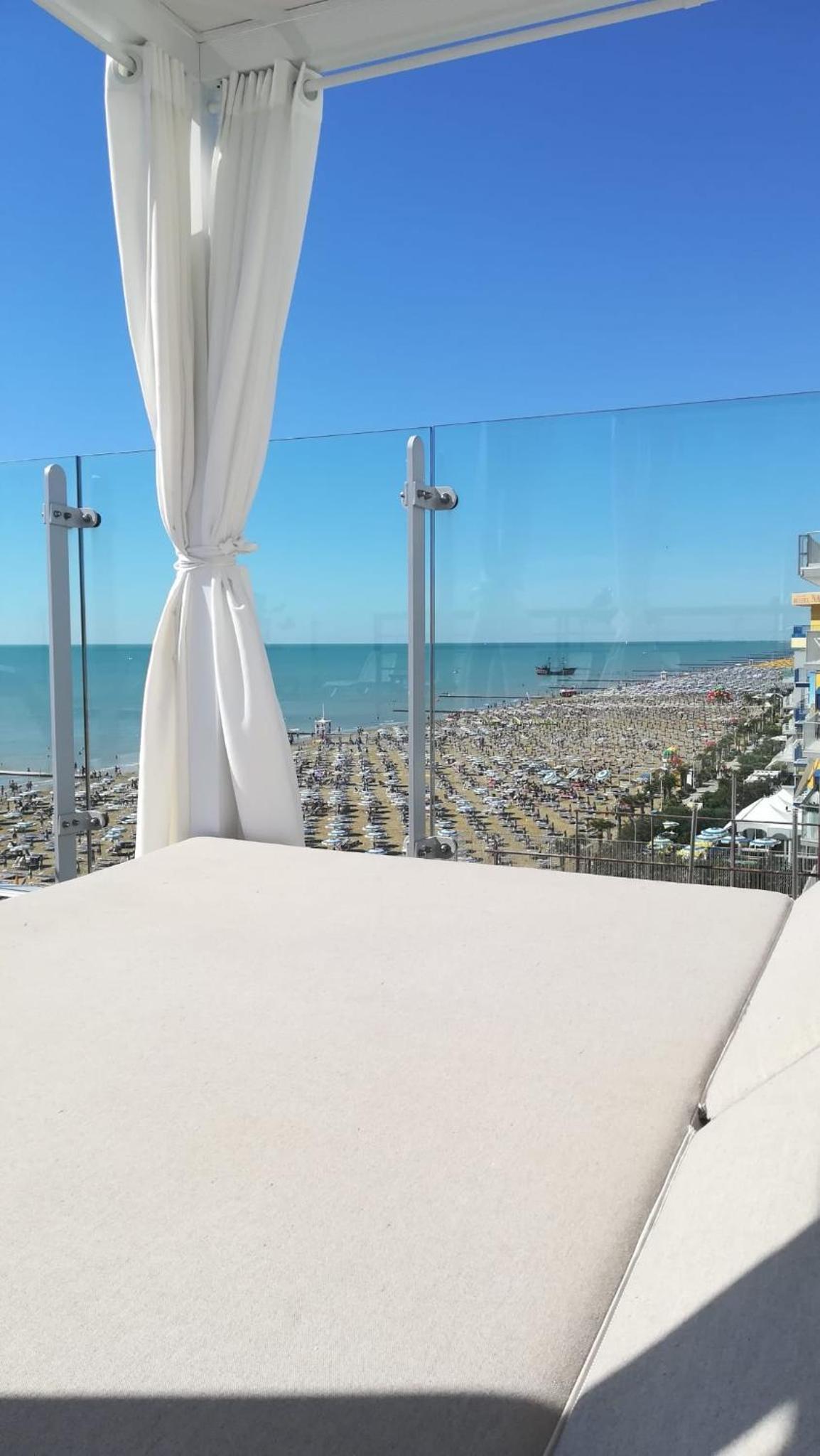 Hotel Atlantico 45/50