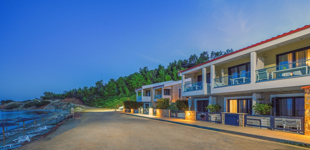 Elpiniki Luxury Apartments 6/66