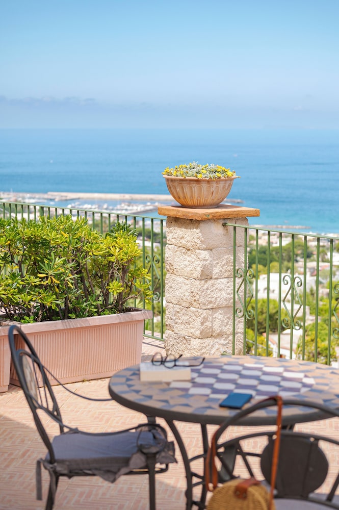 HOTEL POGGIO DEL SOLE 52/56