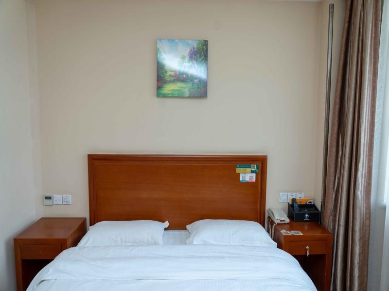GreenTree Inn Tangshan Ring Road South Ring and Fuxing Road Express Hotel 17/41