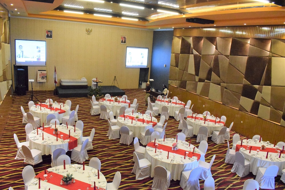 Meotel Purwokerto 35/41