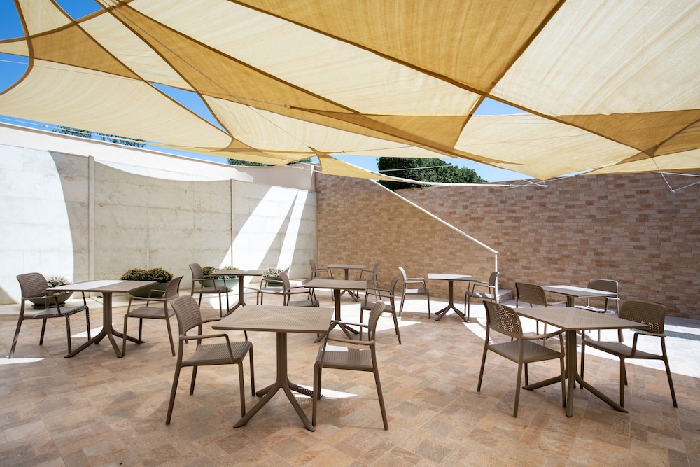 Hotel San Teodoro 51/68