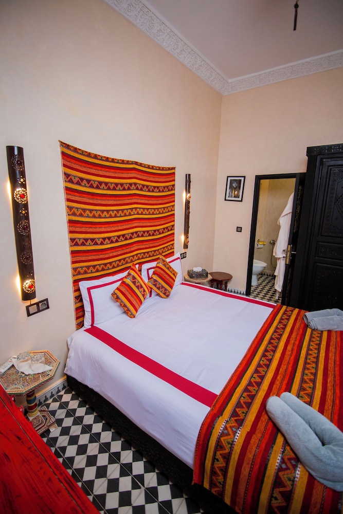 Riad Ta'achchaqa 14/50