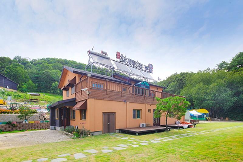Wonju Songho Tourist Farm Pension 1/13