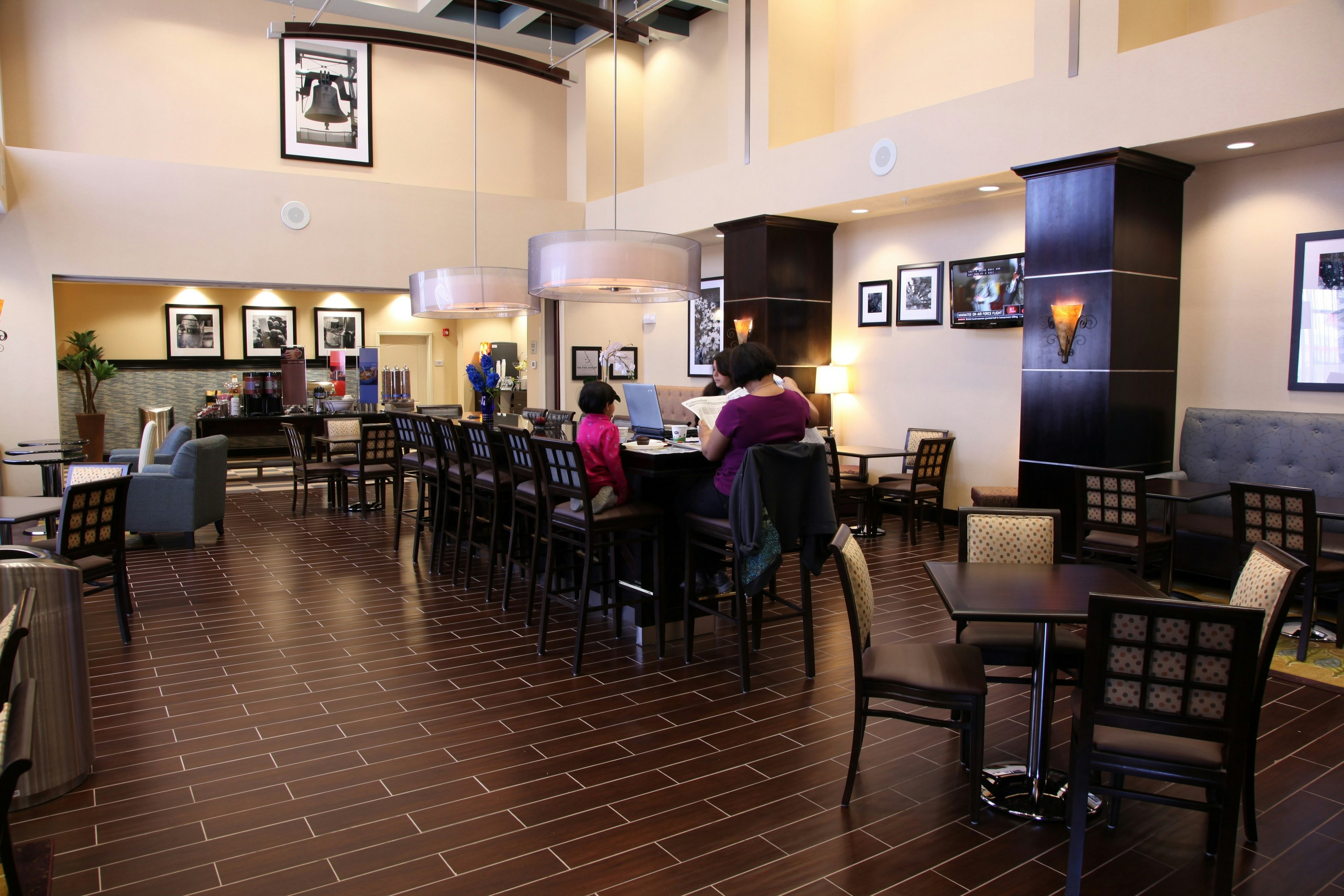 Hampton Inn And Suites Carlsbad Nm 25/37