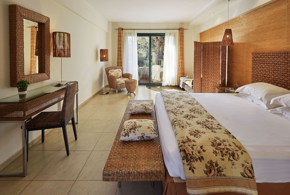 Ilio Mare Beach Hotel by GHH 31/75