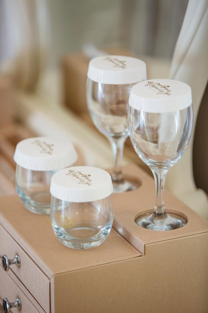 Elegance East Hotel - Boutique Class photo4