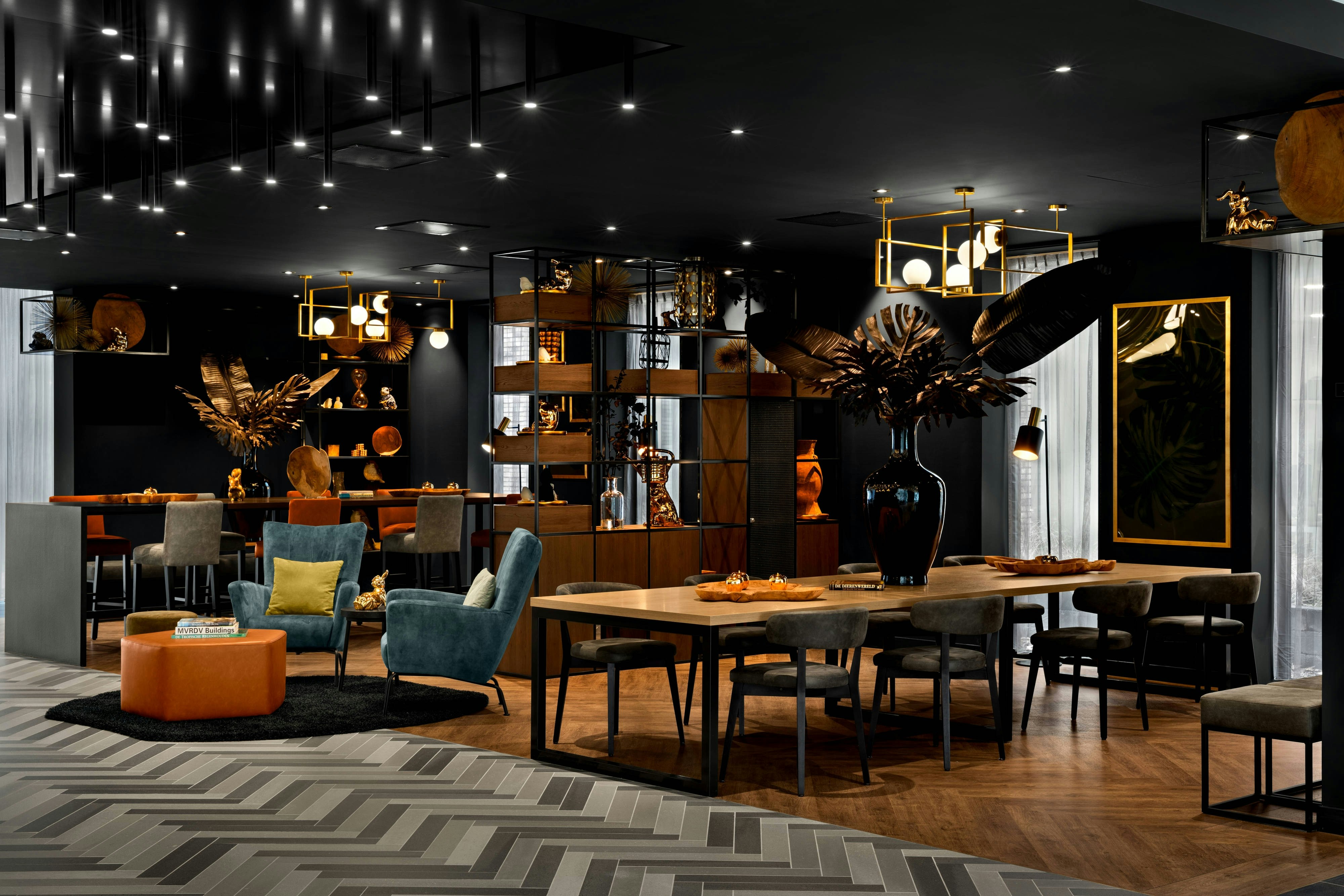 RENAISSANCE AMSTERDAM SCHIPHOL AIRPORT HOTEL 25/36