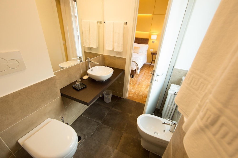 B & B Roma 474 20/20