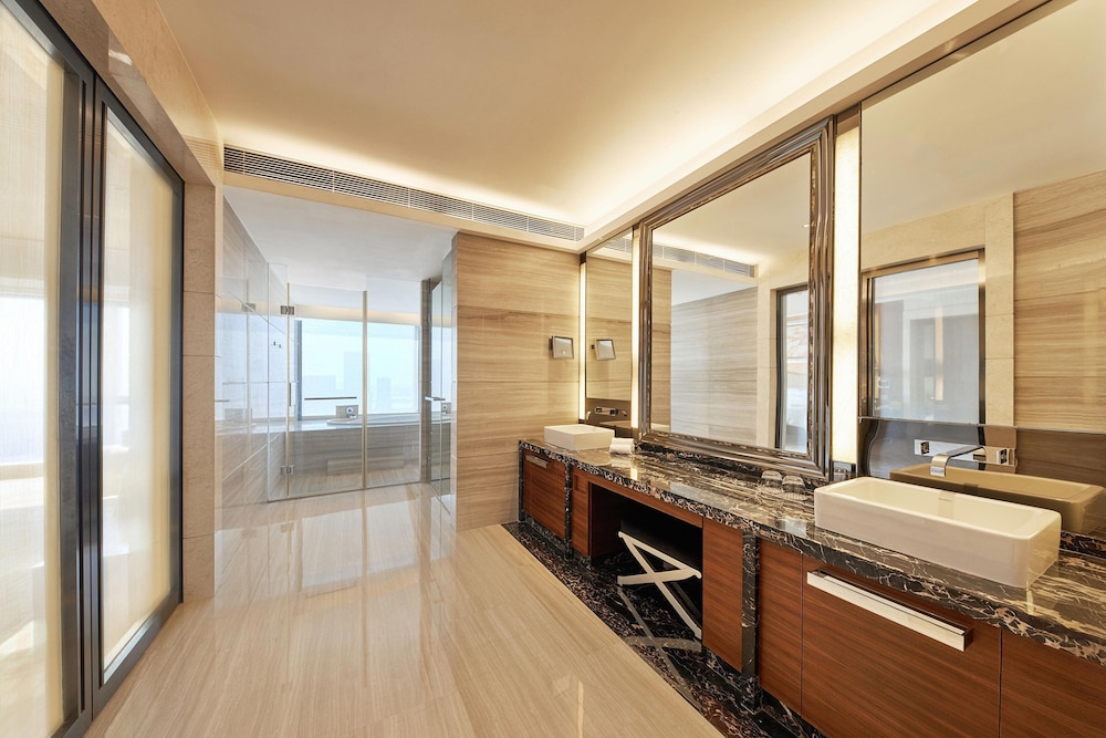 Four Points by Sheraton Guangzhou DongPu 47/50